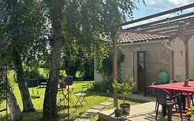 Studio En Auvergne Le Ruisseau